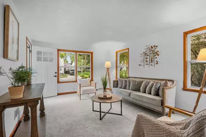1112 Lawe Street, Kaukauna, WI 54130 - Photo 5