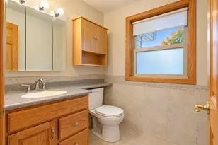608 Monroe St, Neenah, WI 54956 - Photo 23