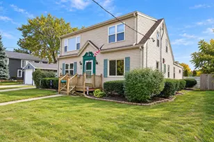608 Monroe St, Neenah, WI 54956 - Photo 3