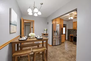 608 Monroe St, Neenah, WI 54956 - Photo 7
