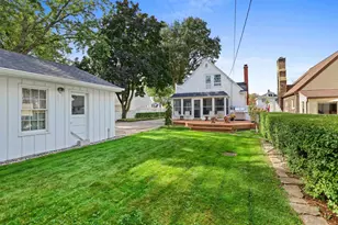 1149 12th Ave, Green Bay, WI 54304 - Photo 3