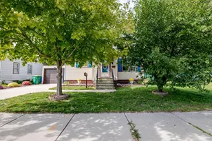 1105 Lincoln St, Green Bay, WI 54303 - Photo 3