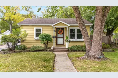 453 W 18th Avenue, Oshkosh, WI 54902 - Photo 1