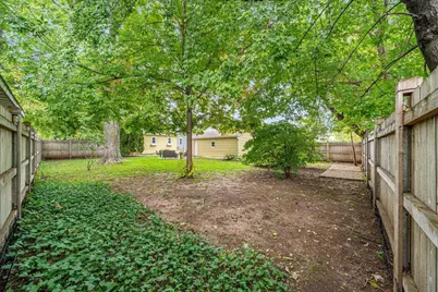 453 W 18th Avenue, Oshkosh, WI 54902 - Photo 21