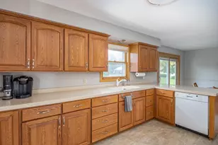 2515 S Greenview St, Appleton, WI 54915 - Photo 7