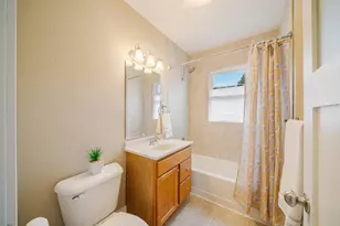 703 N Sawyer St, Oshkosh, WI 54902 - Photo 15