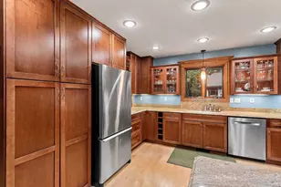 2250 Cathedral Forest Dr, Green Bay, WI 54313 - Photo 21