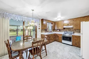 1804 Keehan Ln, Green Bay, WI 54311 - Photo 5