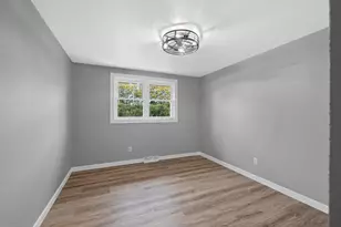1741 Arnold Dr, Green Bay, WI 54304 - Photo 23