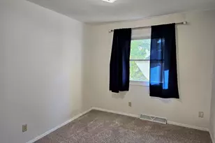 872 Castle Rd, Fond du Lac, WI 54935 - Photo 13