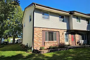 872 Castle Rd, Fond du Lac, WI 54935 - Photo 1