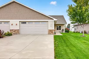 1581 Redwing Dr, Neenah, WI 54956 - Photo 41