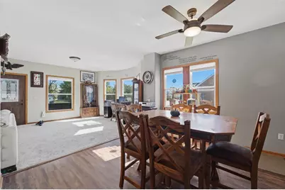 717 Madison Avenue, Howards Grove, WI 53019 - Photo 5