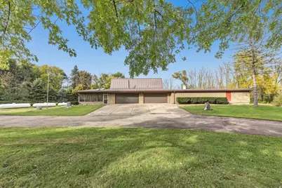 E6562 County Road F, Weyauwega, WI 54983 - Photo 1