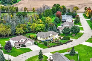 1521 Fallow Dr, Neenah, WI 54956 - Photo 15