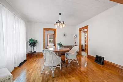 935 W 8th Avenue, Oshkosh, WI 54902 - Photo 17