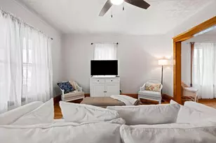 935 W 8th Ave, Oshkosh, WI 54902 - Photo 13