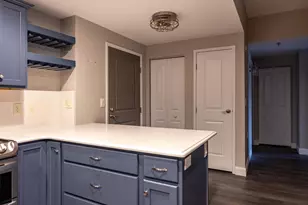 400 N Richmond St, Appleton, WI 54911 - Photo 9