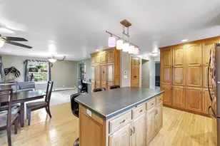 2839 S Broadway, Green Bay, WI 54304 - Photo 3