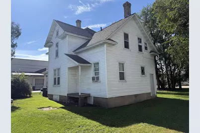 119 E Richmond Street, Shawano, WI 54166 - Photo 5