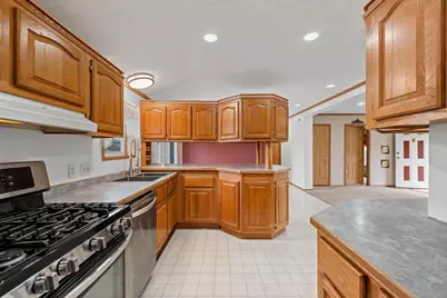 2775 Conesta Drive, Green Bay, WI 54311 - Photo 11