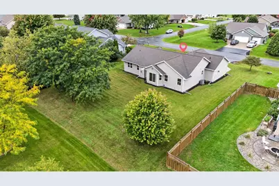 3875 Duchess Lane, Oshkosh, WI 54904 - Photo 37