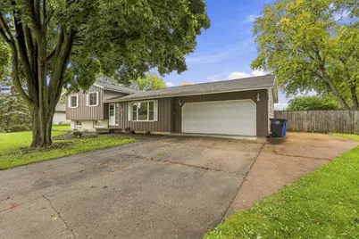 821 Woodfield Road, Neenah, WI 54956 - Photo 23
