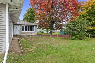 1036 Bartelt Street, Gresham, WI 54128 - Photo 5