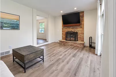720 N 8th Street, Oostburg, WI 53070 - Photo 3