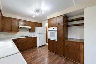 145 Reimer St, Green Bay, WI 54302 - Photo 15