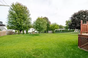 553 Delwiche Rd, Green Bay, WI 54302 - Photo 23