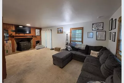 729 W Oak Street, West Bend, WI 53095 - Photo 7