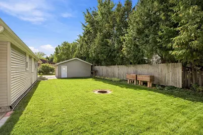1011 S Bluemound Drive, Appleton, WI 54914 - Photo 21