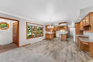 824 Ralph St, Luxemburg, WI 54217 - Photo 13