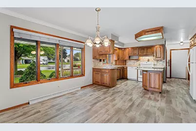 824 Ralph Street, Luxemburg, WI 54217 - Photo 15