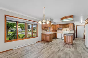 824 Ralph St, Luxemburg, WI 54217 - Photo 15