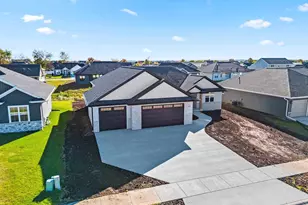 1424 Divinity Dr, De Pere, WI 54115 - Photo 61