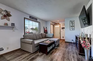 831 W Grove St, Appleton, WI 54915 - Photo 3