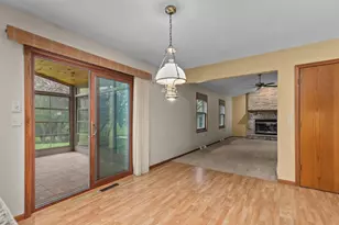 151 Graceland Dr, Oshkosh, WI 54904 - Photo 11