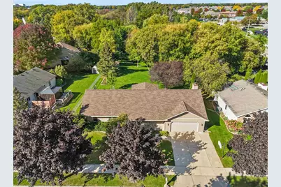 151 Graceland Drive, Oshkosh, WI 54904 - Photo 37