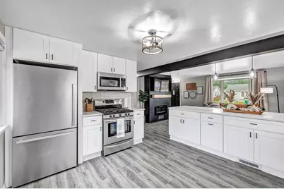 1606 14th Avenue, Green Bay, WI 54303 - Photo 5