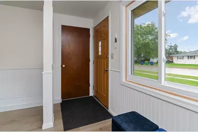 930 Abrams Street, Green Bay, WI 54302 - Photo 19