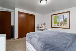 930 Abrams St, Green Bay, WI 54302 - Photo 11