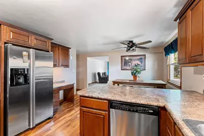1575 Forest Glen Drive, Green Bay, WI 54304 - Photo 15