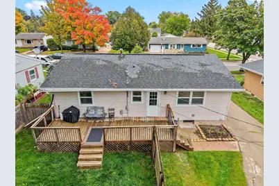 111 N Meadow Street, Oshkosh, WI 54902 - Photo 31