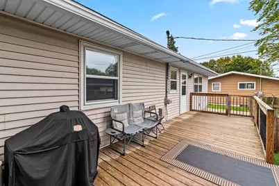 111 N Meadow Street, Oshkosh, WI 54902 - Photo 29