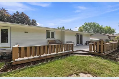943 N Oakwood Road, Oshkosh, WI 54904 - Photo 19
