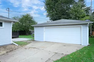 1630 E Glendale Ave, Appleton, WI 54911 - Photo 5
