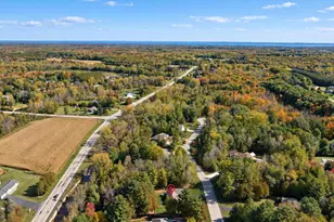 3330 Tarragon Trail, Green Bay, WI 54313 - Photo 43