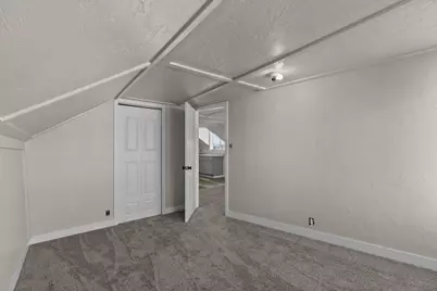 610 Oregon Street, Oshkosh, WI 54902 - Photo 11